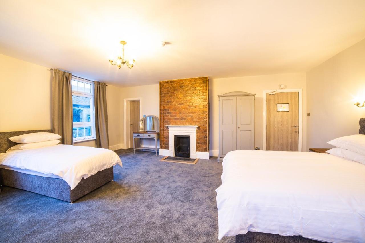 Churchill'S Hotel Wombwell Exteriér fotografie