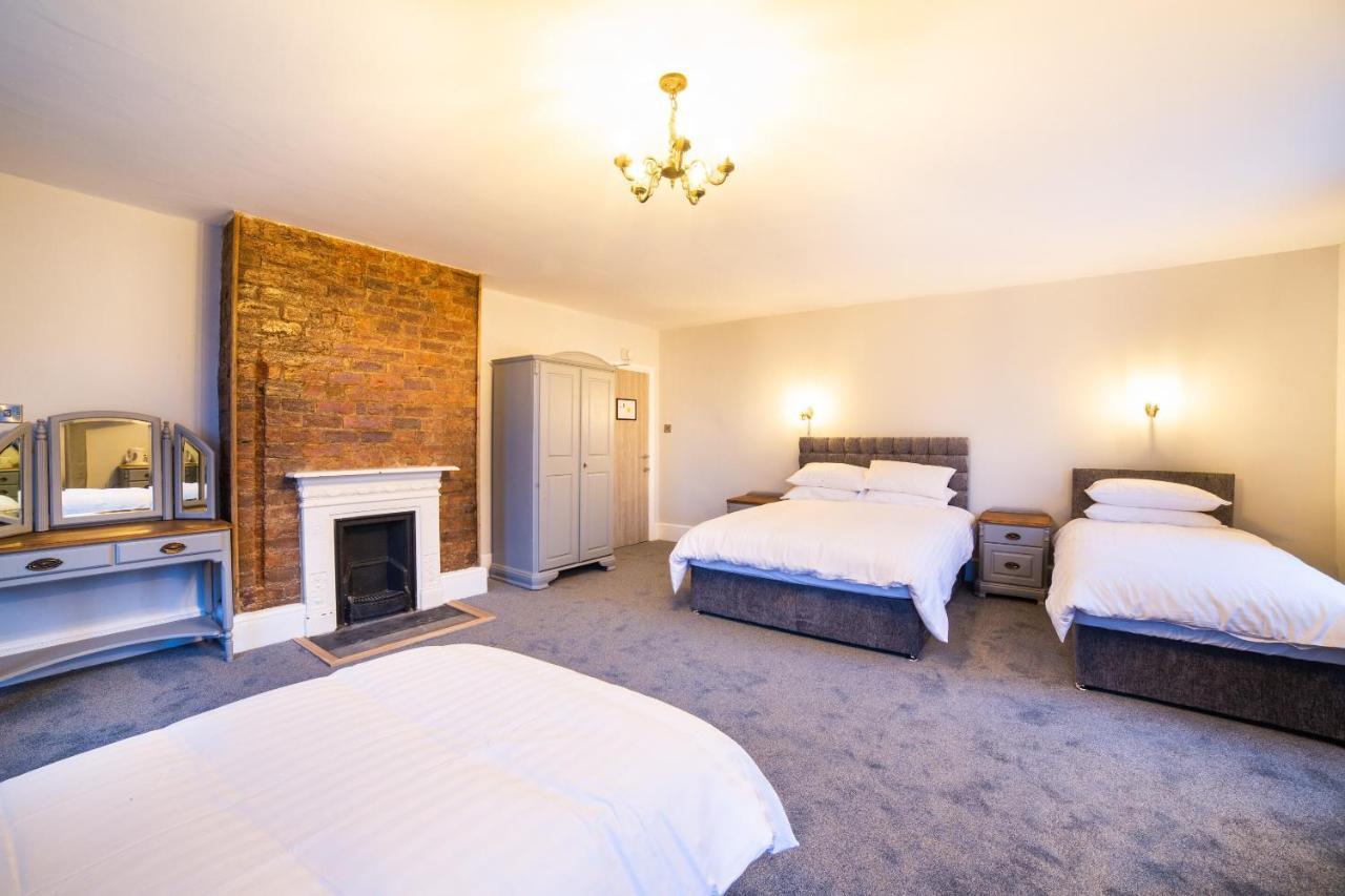 Churchill'S Hotel Wombwell Exteriér fotografie