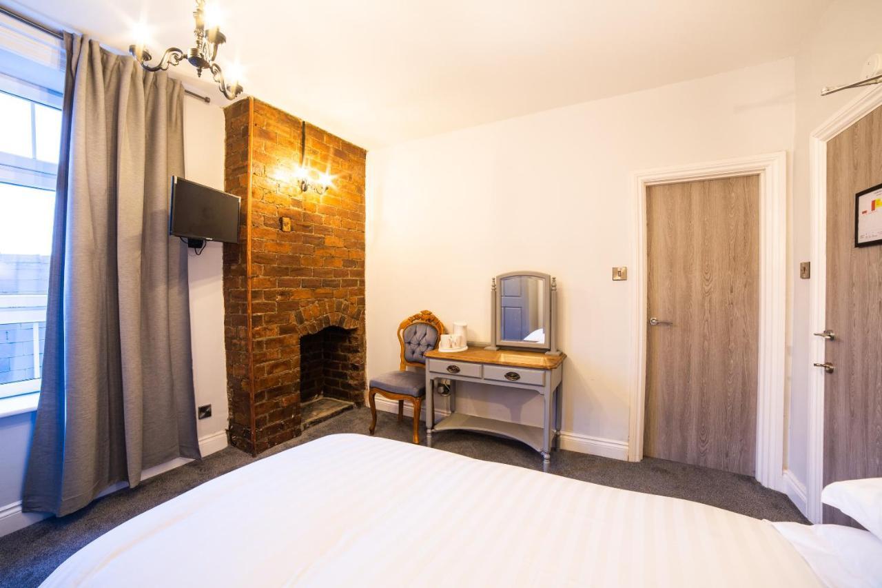 Churchill'S Hotel Wombwell Exteriér fotografie