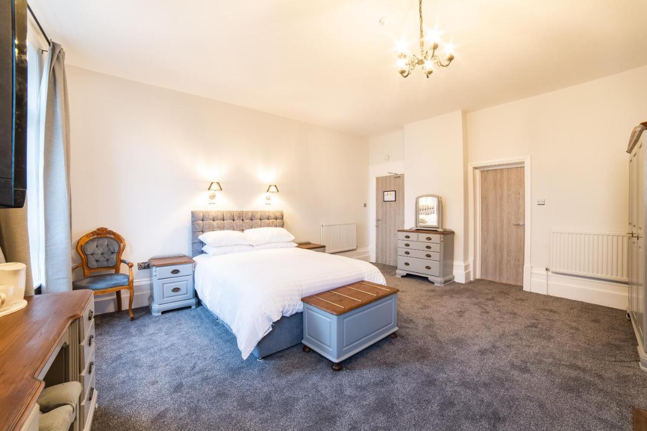 Churchill'S Hotel Wombwell Exteriér fotografie