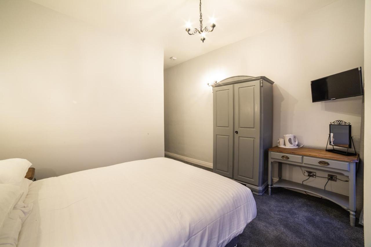 Churchill'S Hotel Wombwell Exteriér fotografie